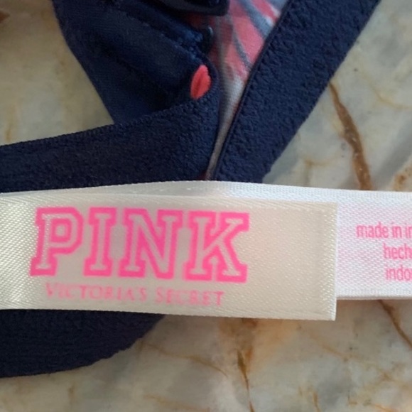 NWOT Pink Victoria’s Secret Tropical Floral Push Up Bra - Picture 3 of 3